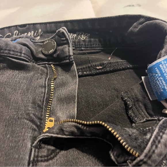 Black YMI Skinny Mid Rise Stretch Jeans, Size 9 Discoloration on back see photos - Picture 7 of 11